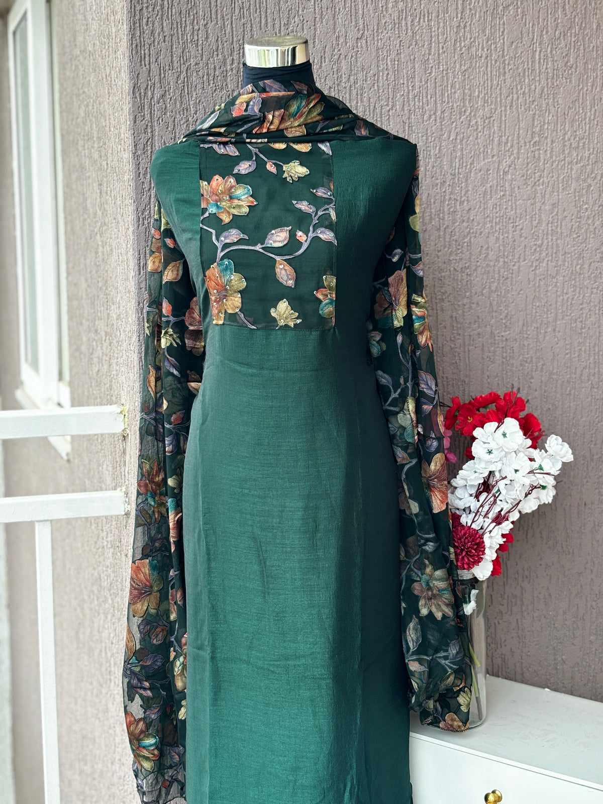 Vichitra Silk 3-Piece Unstitched Dress Material Set | Weavers Collection
