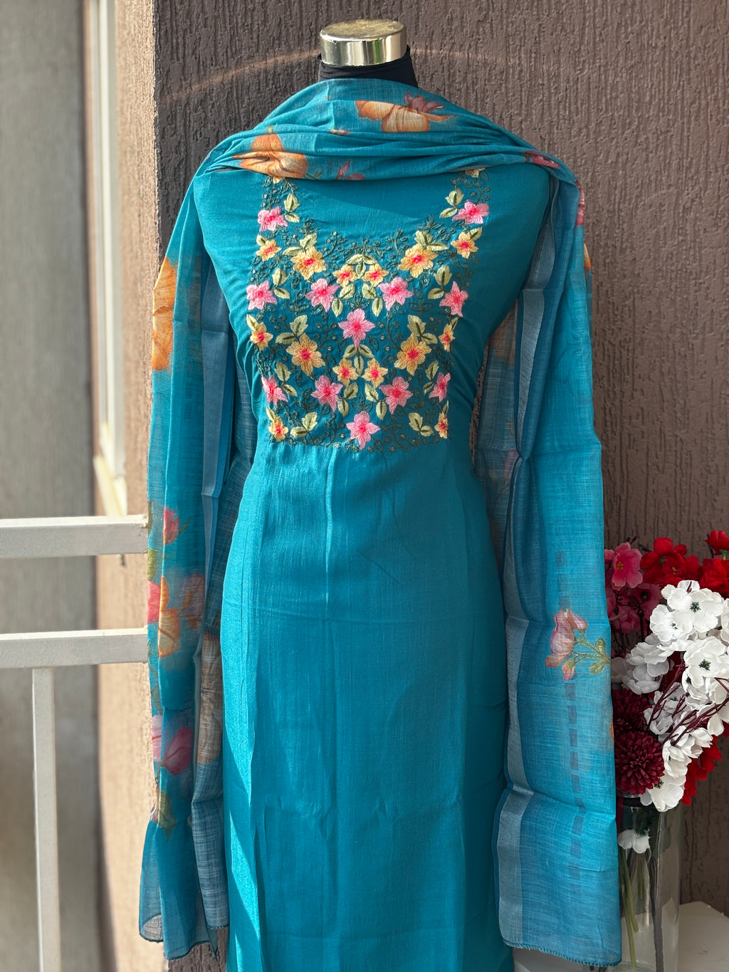Vichitra Silk Floral Embroidered 3-Piece Unstitched Suit Set