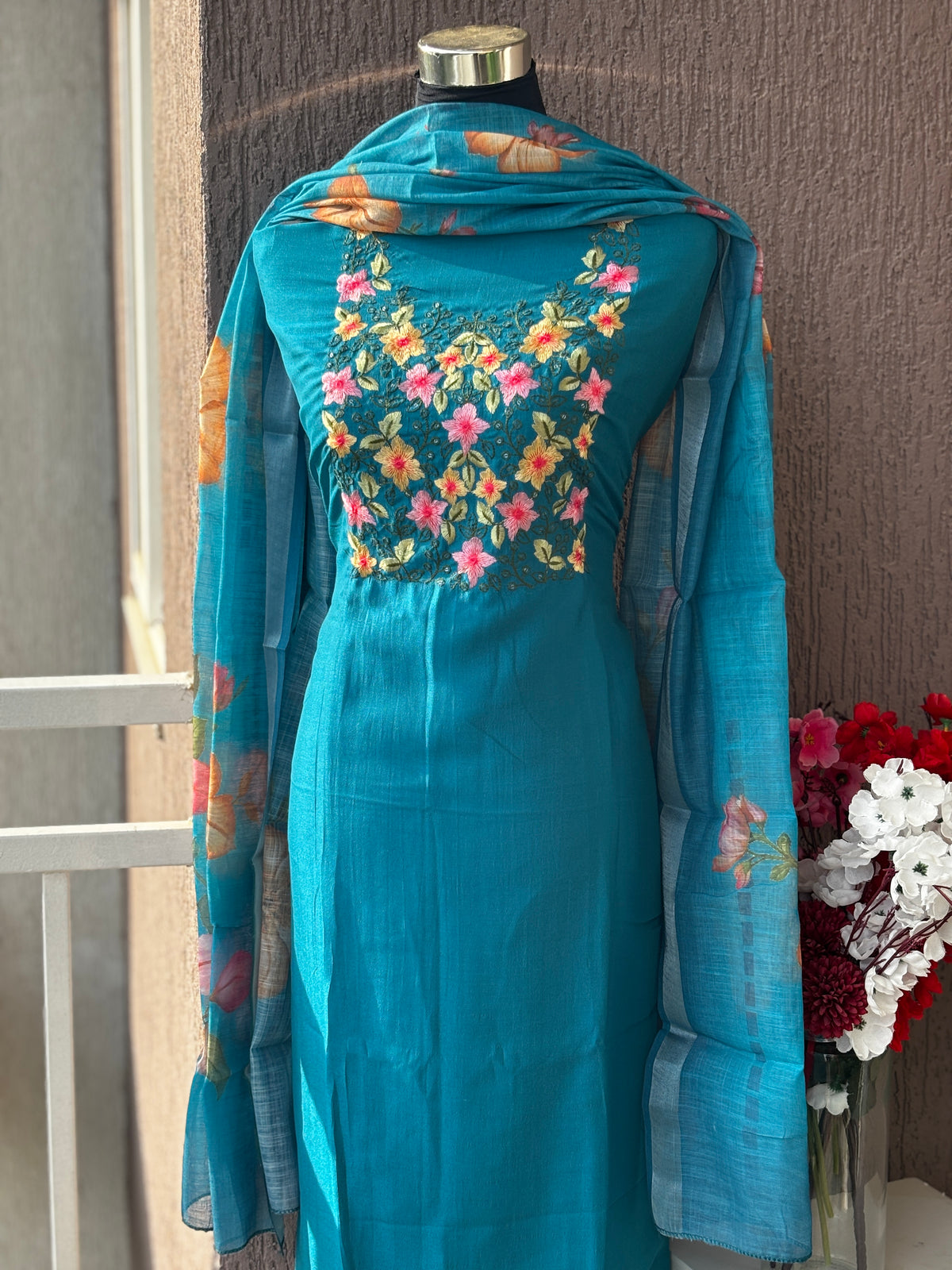Vichitra Silk Floral Embroidered 3-Piece Unstitched Suit Set